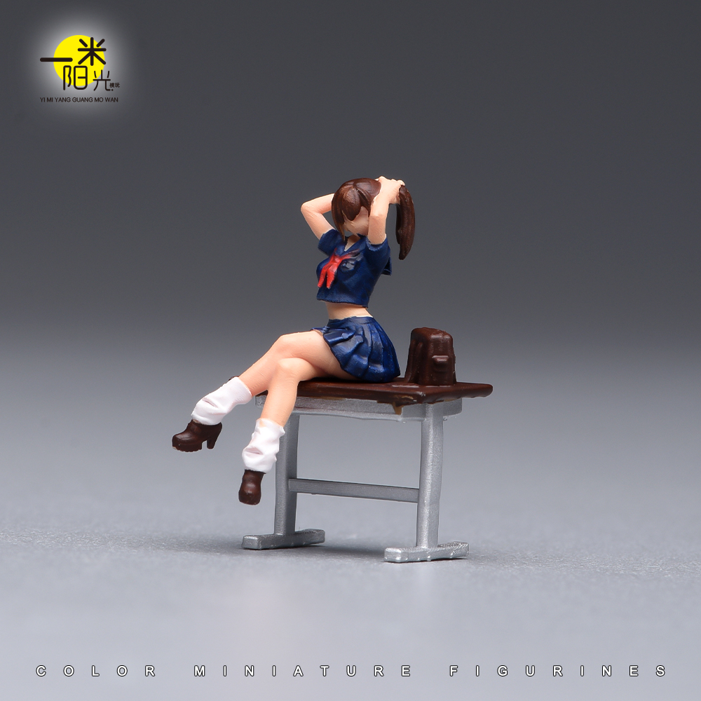 Malowana miniaturowa figurka 1 – Desk Setup With Tv recenzja i cena